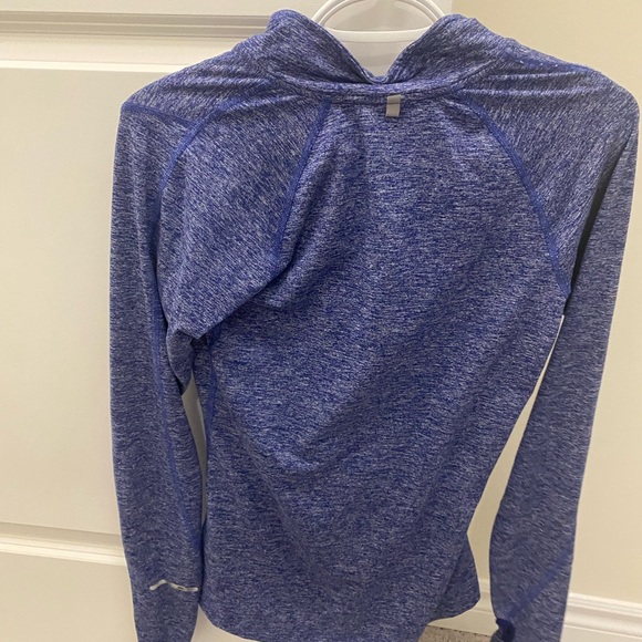 Nike Dri-Fit Long Sleeve - Picture 4 of 4